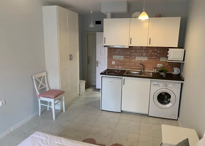 Apartment By The Sea *